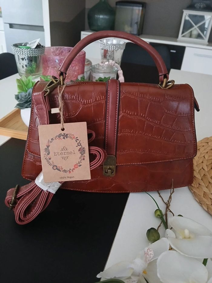 Sac à main avec bandoulière Neuf🌿🌈