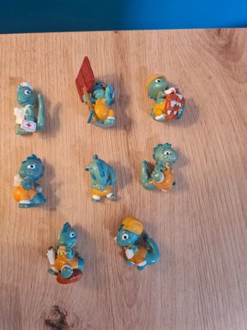 Lot de 8 figurines Kinder Vintage Dino