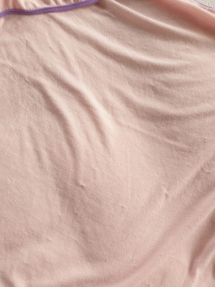 Cape de bain rose et violette - photo numéro 4