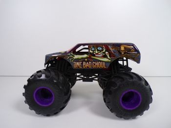 Gros Monster Trucks - One Bad Ghoule - Hot Wheels