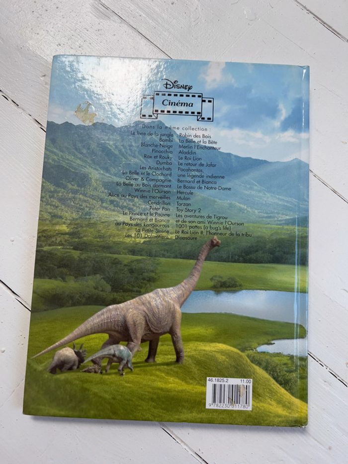 Livre Dinosaure Disney - photo numéro 2