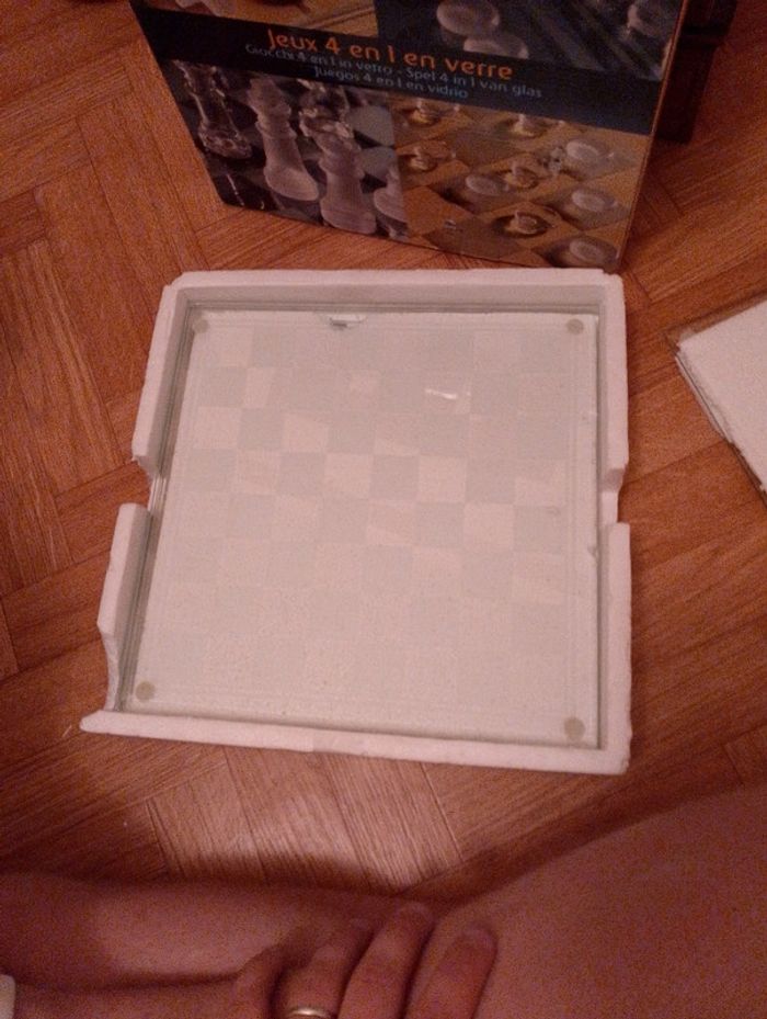 Jeux 4 en 1 en verre - photo numéro 2