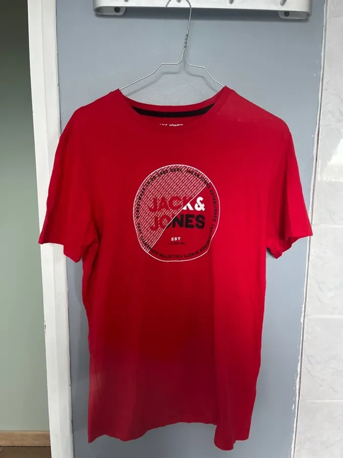 Tee-shirts