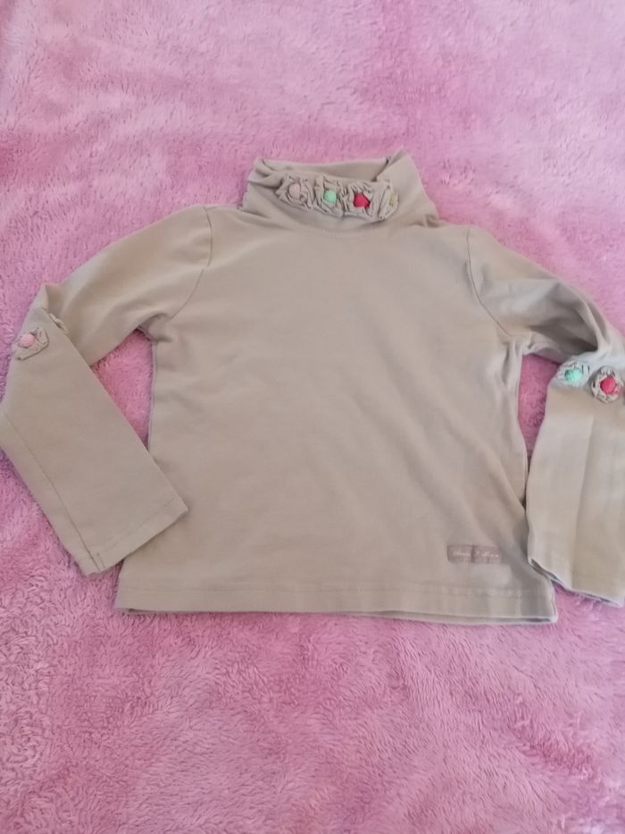 Tee shirt