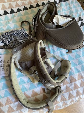 Porte-bébé ergonomique multifonctions