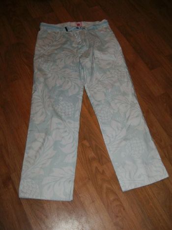 Pantacourt ROXY bleu turquoise et blanc, fleurs taille 42 TBE