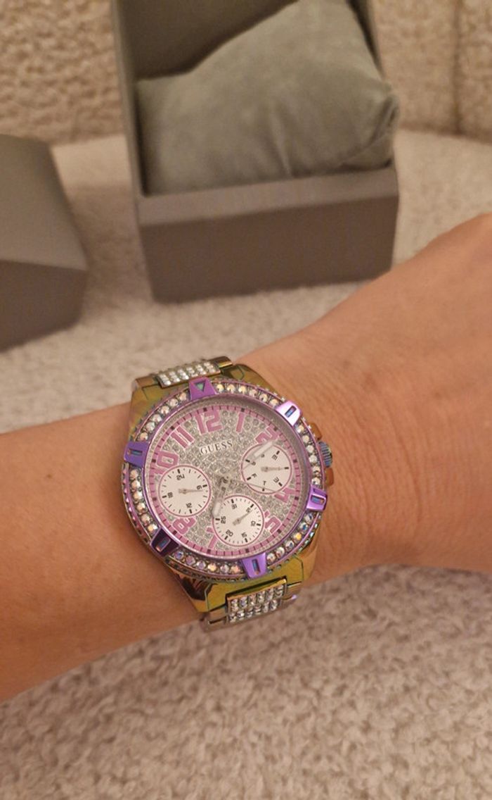 Montre Guess GS Lady Frontier neuve dans sa boîte - photo numéro 10