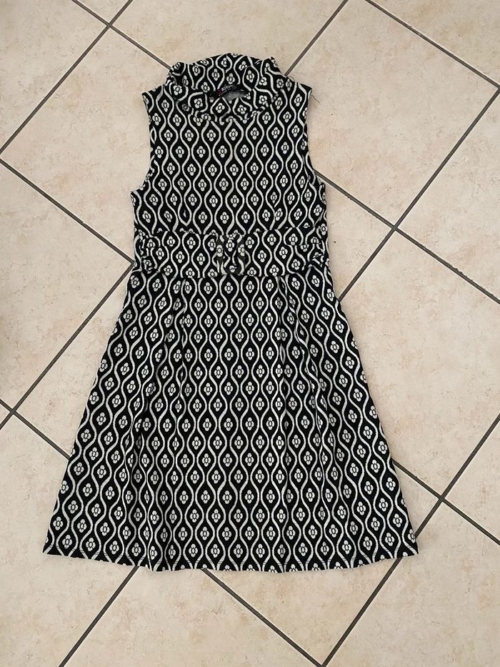 Robe à motif original