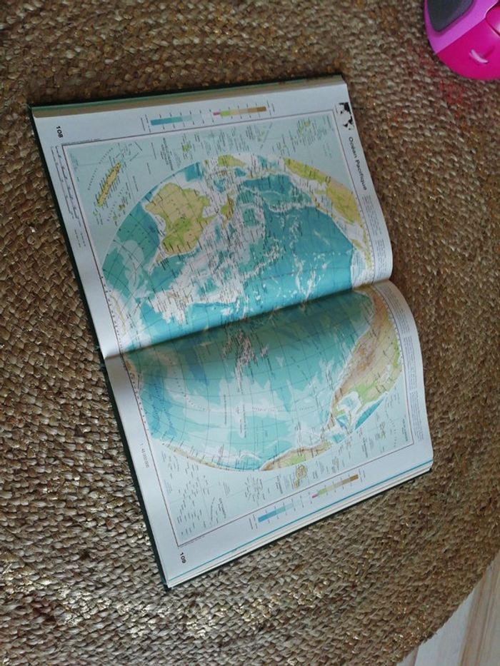 Grand livre altas - photo numéro 3