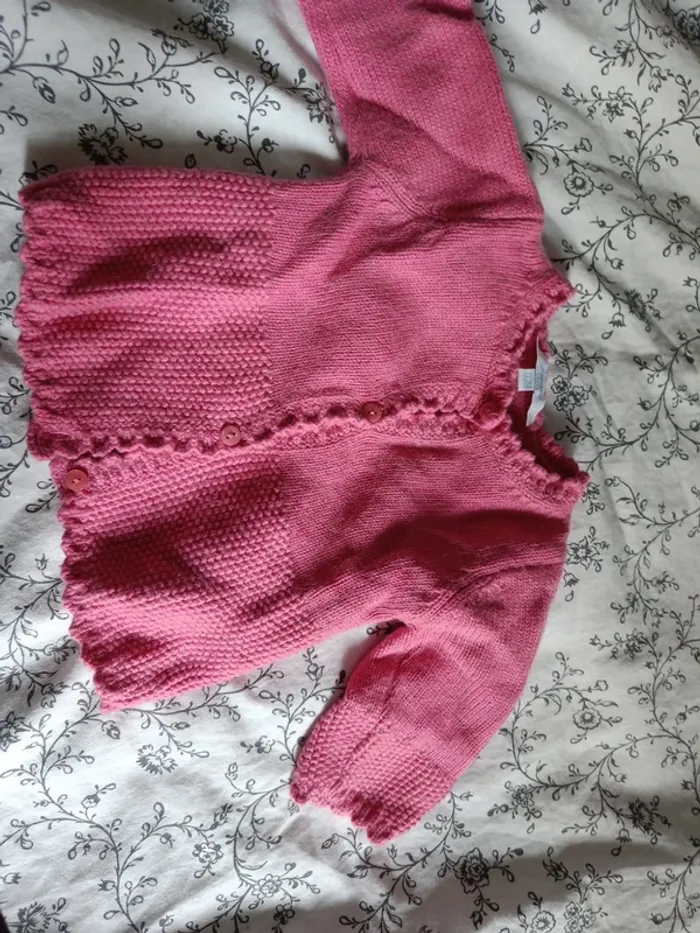 Gilet laine rose fushia Jacadi Paris 3 mois - photo numéro 2