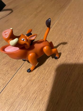 Figurine Disney pumba le roi lion 