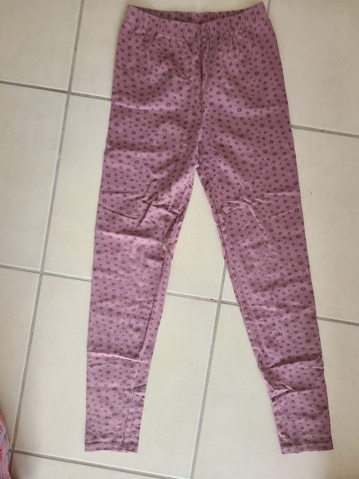 Ensemble robe et legging  
Taille 10 ans - photo numéro 4