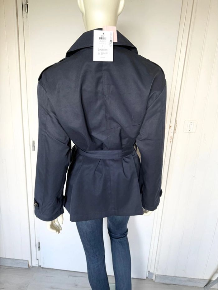 Trench court ONLY – Taille L – bleu marine – Neuf avec étiquette - photo numéro 4