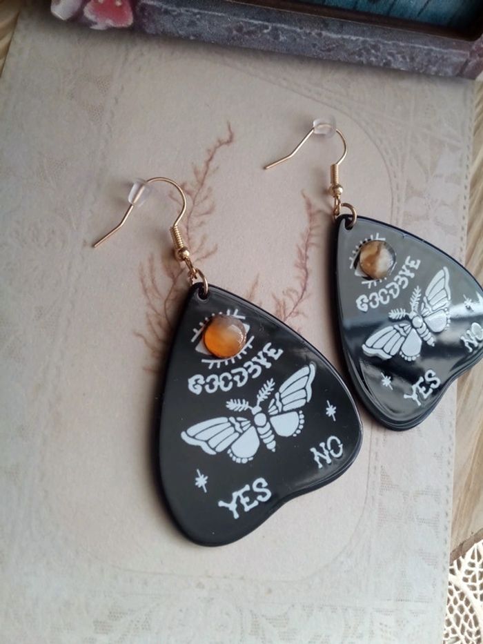 Boucles d'oreilles ouija et pierres d'agate - photo numéro 2