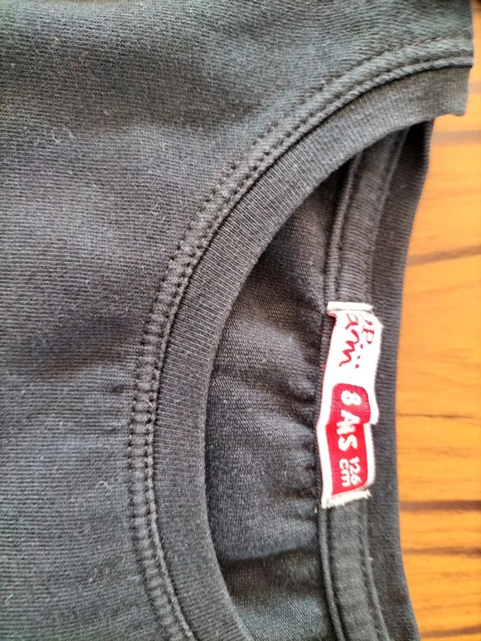 Tee-shirt manches longues noir marque DPAM en 8ans. - photo numéro 3