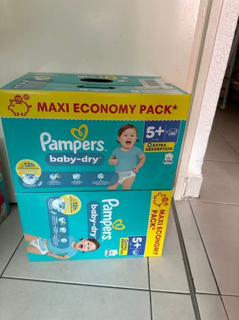 Pampers, taille 5+/166 couches 