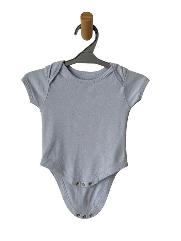 LOT de 4 bodies à manches courtes - Early days 68cm - photo numéro 7