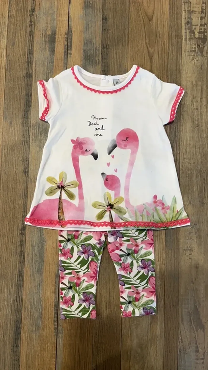 T-shirt manches courtes et legging