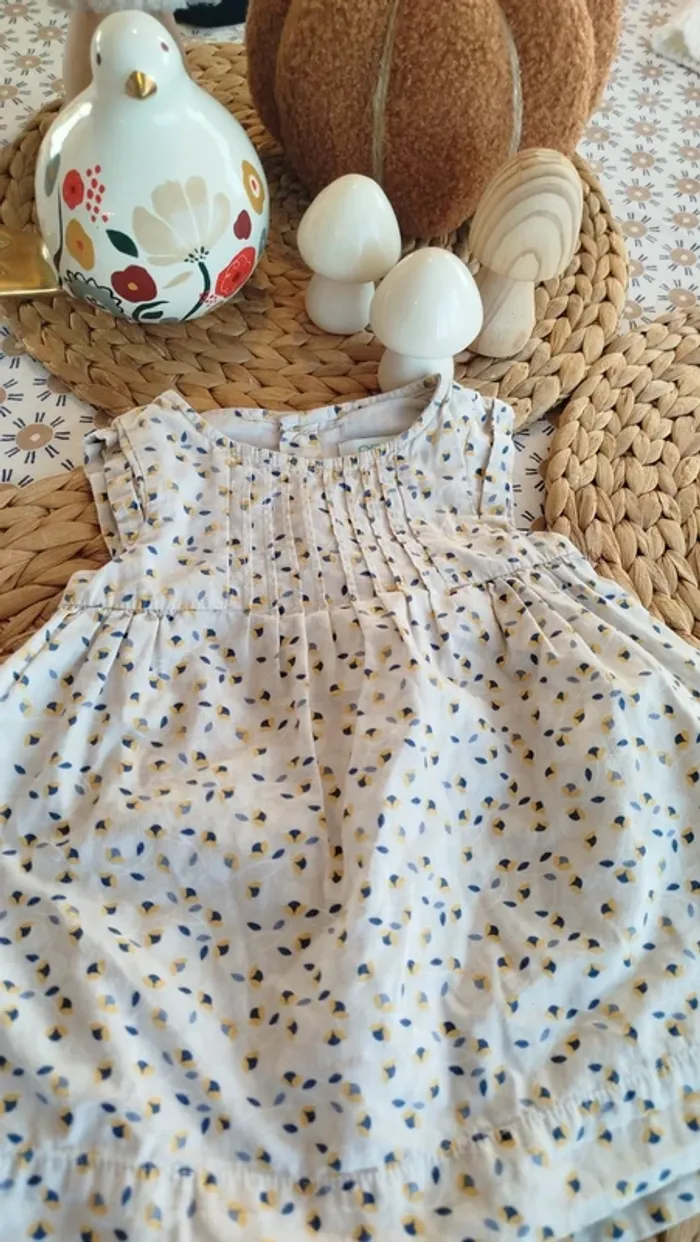 Robe 3 mois - photo numéro 3