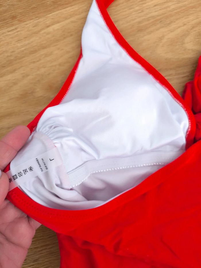 Maillot de bain une pièce rouge  Taille L Neuf - photo numéro 3