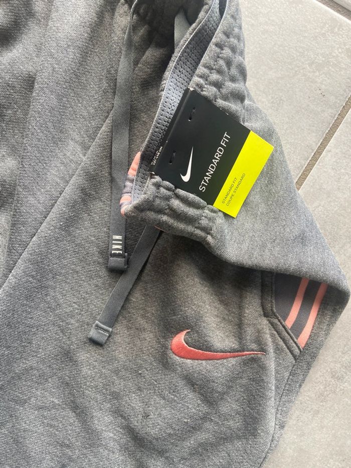 Ensemble Nike - photo numéro 2