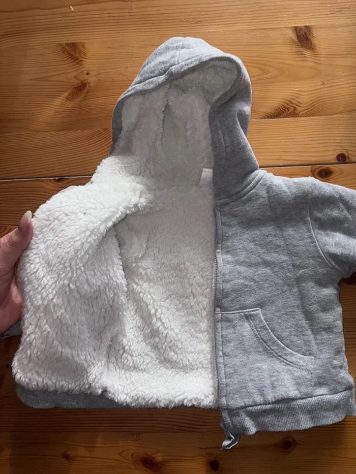 Veste bébé - photo numéro 2