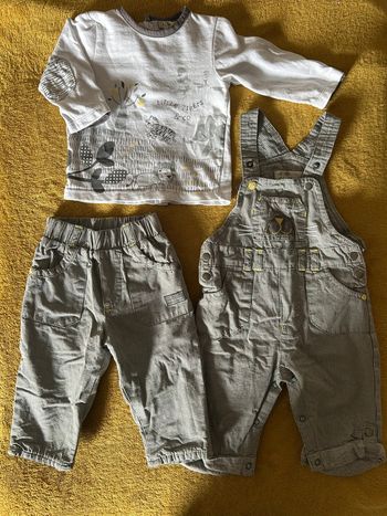 Ensemble salopette pantalon et tee shirt manches longues 3 mois