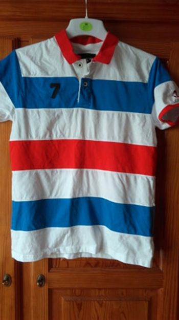 polos