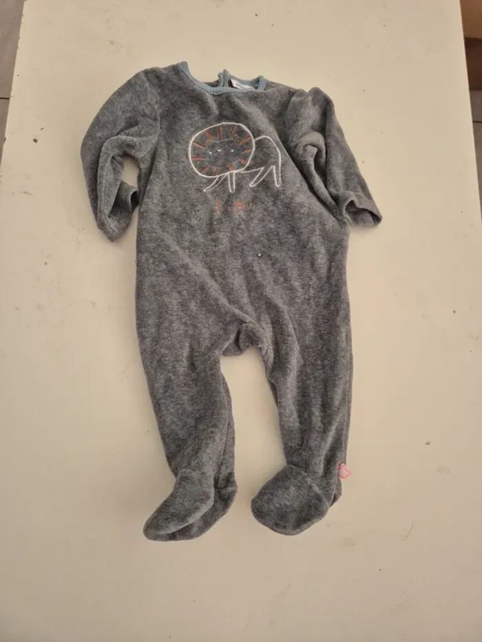 Pyjamas 3 mois