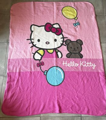 Plaid polaire couverture Hello Kitty