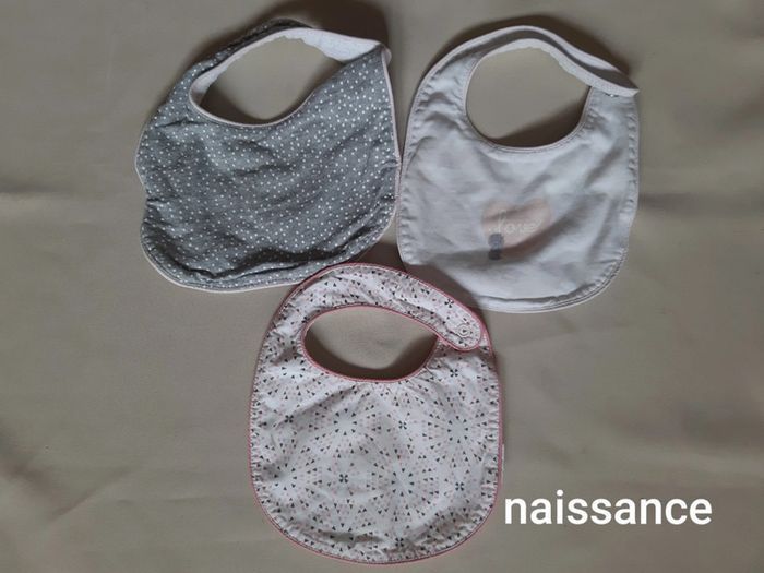 Lot de 3 bavoirs de naissance fille - photo numéro 1