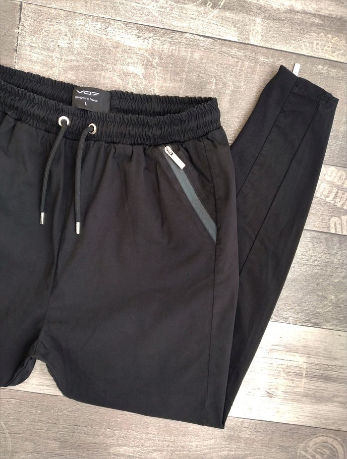 Pantalon coupe slim décontractée / Jogging VO7, neuf - photo numéro 2
