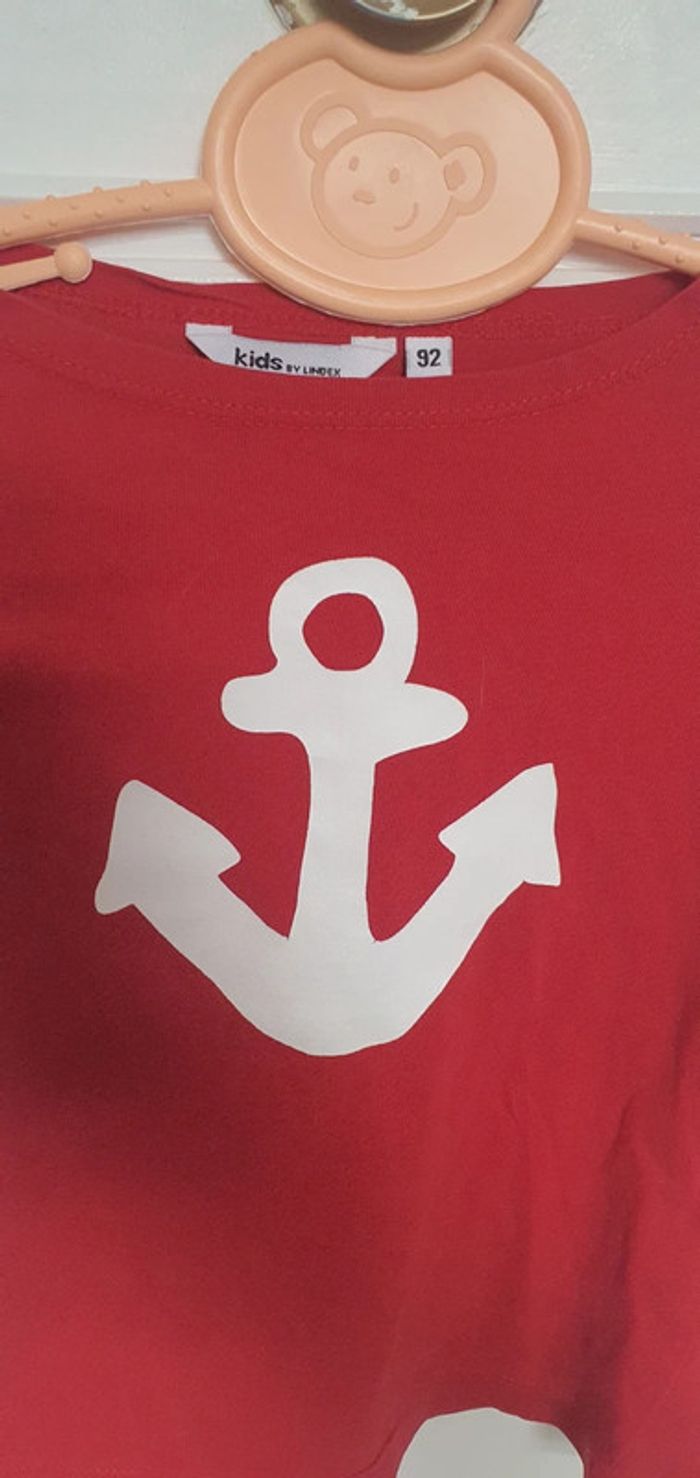 Tee shirt rouge - photo numéro 2