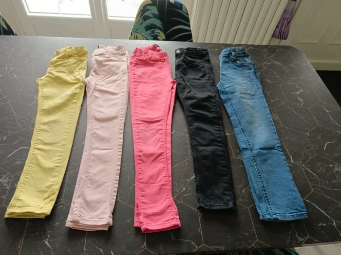 Lot de 12 vêtements - photo numéro 2
