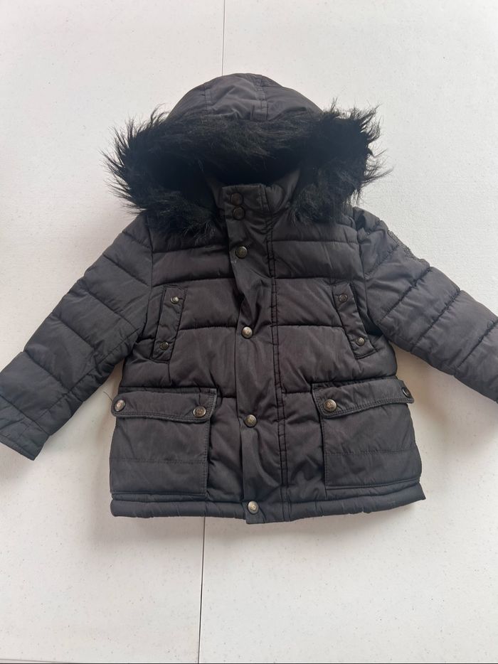 Manteau chaud doudoune ikks polaire capuche fourrure taille 3 ans