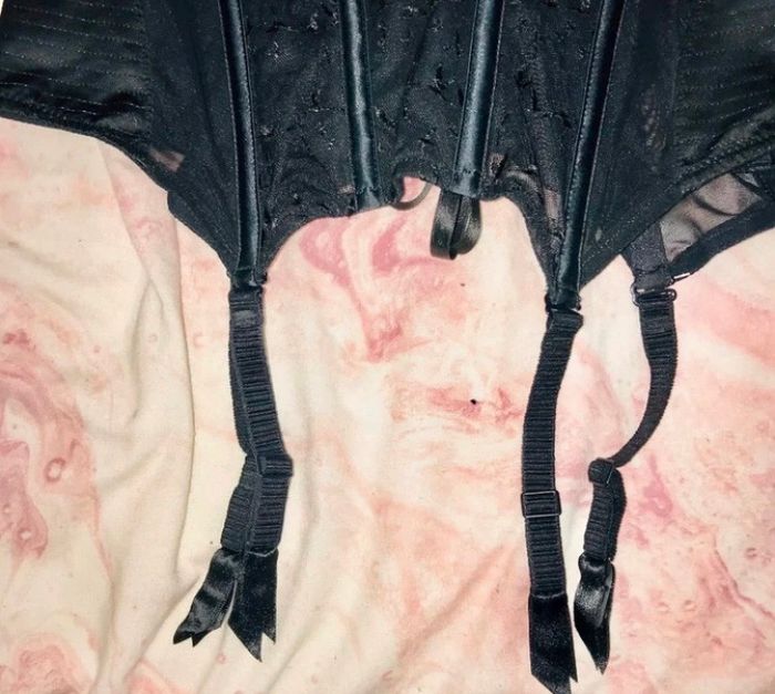 Guêpière noir Simone perele 90c - photo numéro 6