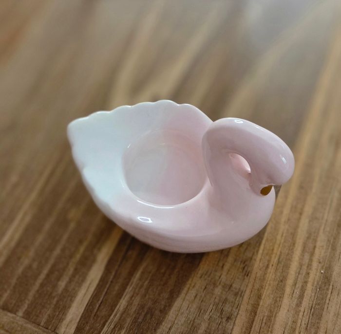 Cygne rose en céramique – déco élégante / bougeoir / vide-bijoux – neuf en boîte BB - photo numéro 7