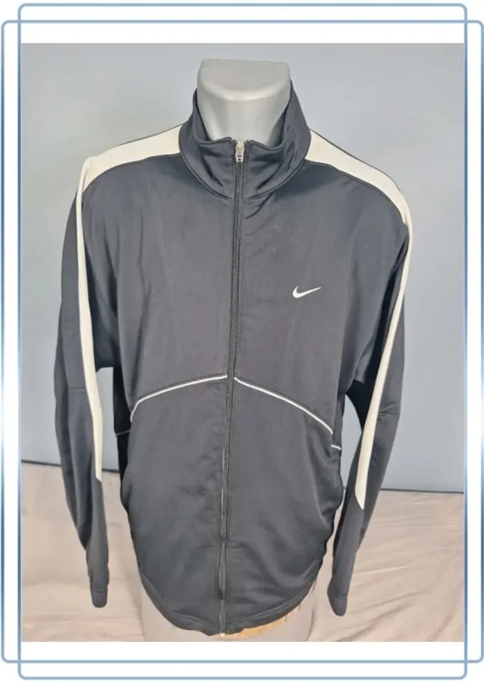 Veste Nike vintage noir blanc zip intégral logo brodé Y2K (543)