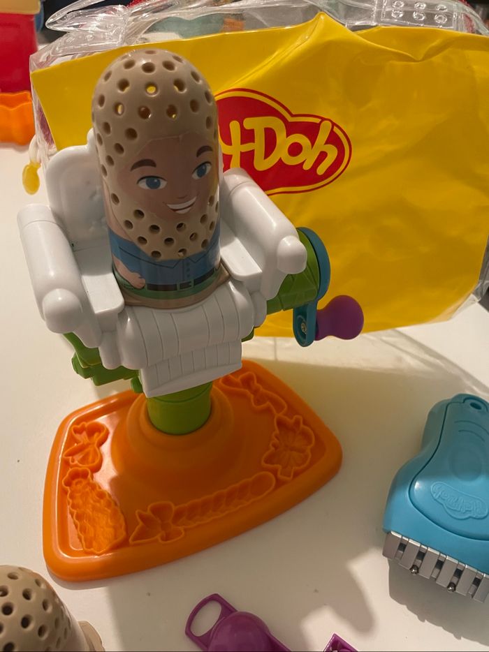 Jeu pâte à modeler coiffeur - photo numéro 2