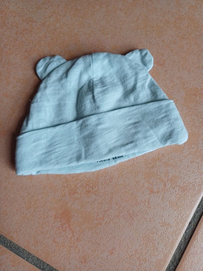 Lot de bonnet de naissance