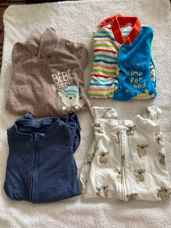 Lot de grenouillères en 3 mois