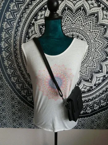 Haut blanc imprimé rosace mandala ouvert dans le dos / roxy / (M)