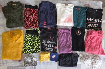 Lot de vêtement fille taille S