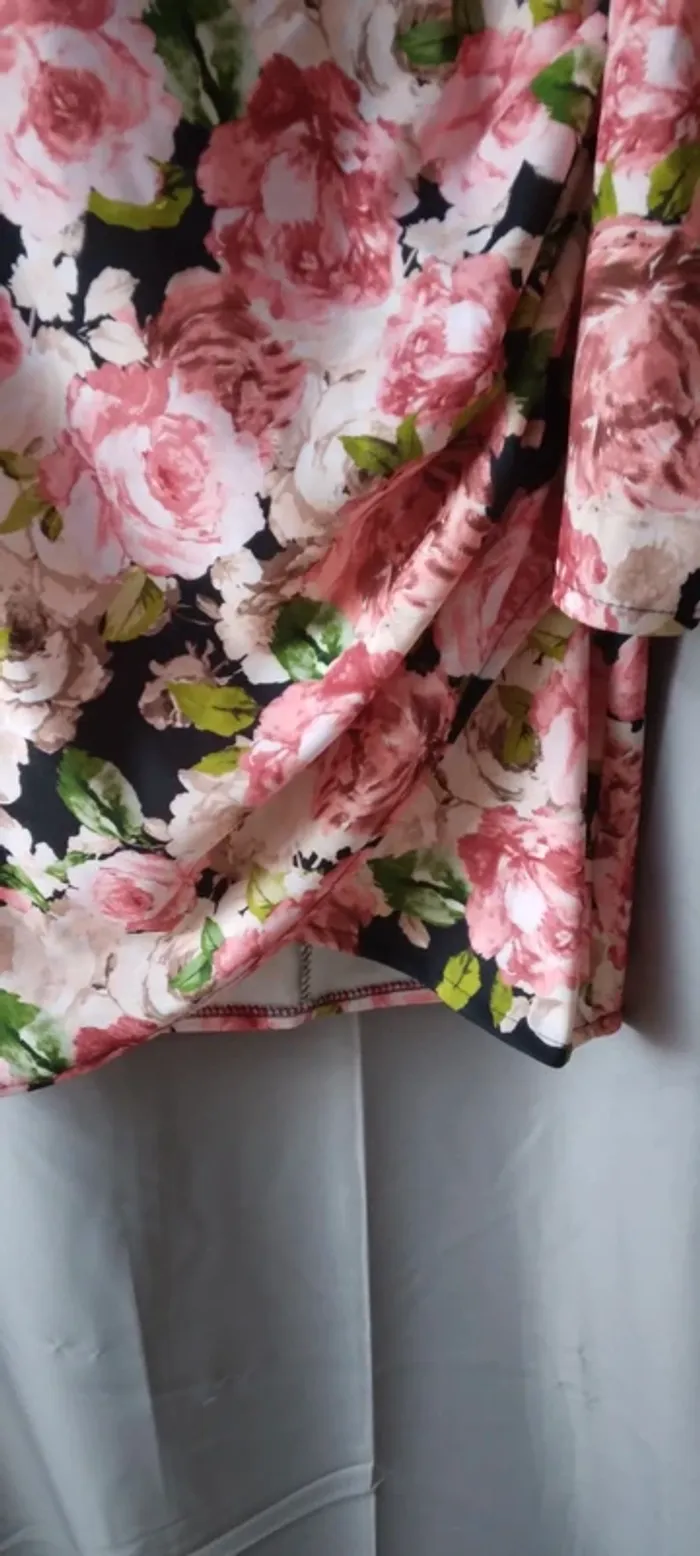 Robe au genou - photo numéro 2