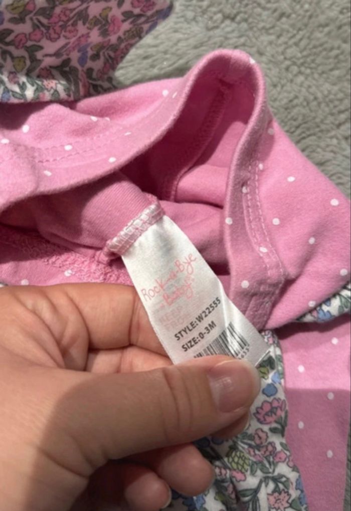 Lots de 2 ensembles filles 1 mois - photo numéro 5