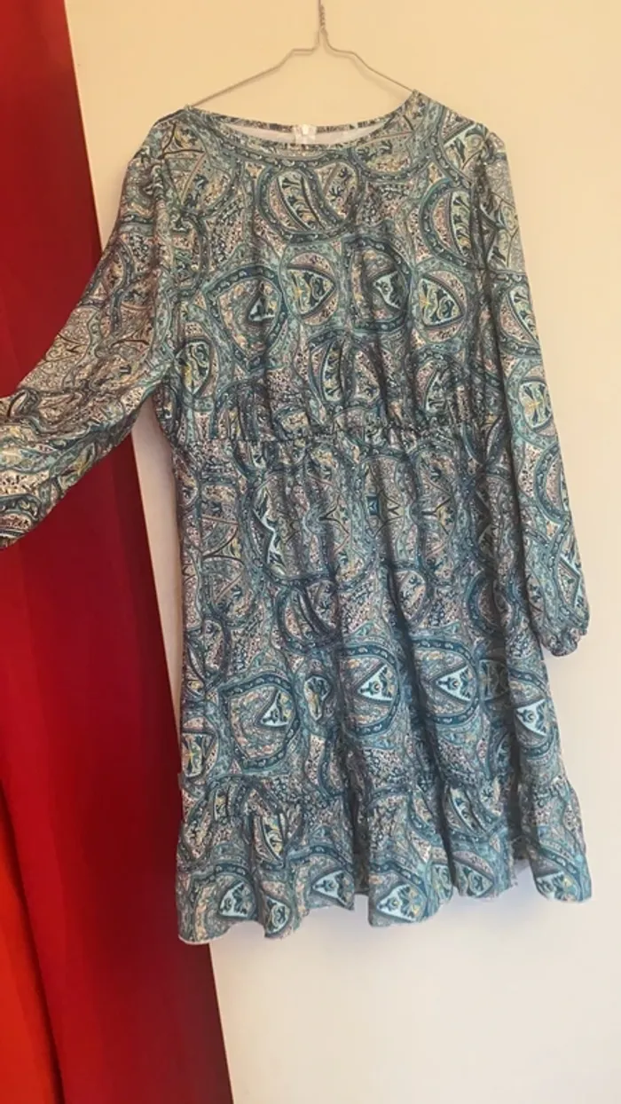 Robe courte - photo numéro 2