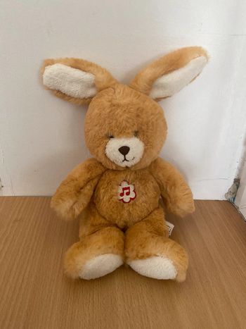 Peluche lapin musical gipsy