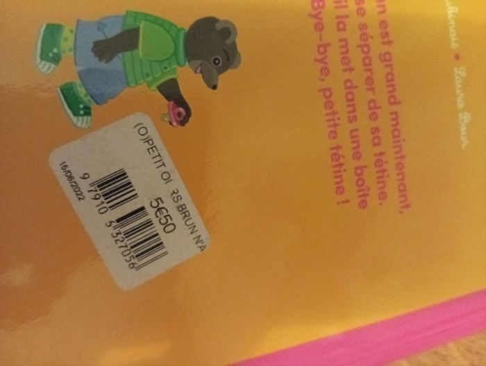 Livre petit ours brun - photo numéro 2