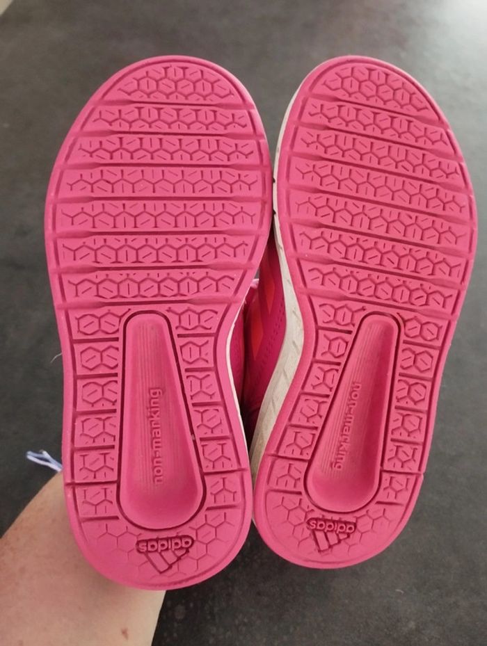 Basket rose adidas taille 28 - photo numéro 4