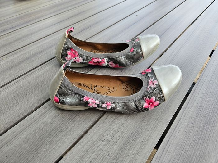 Ballerines fleuries